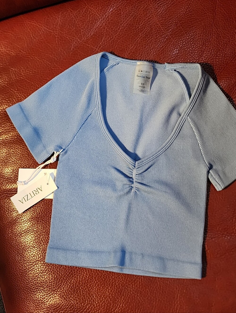 SUNDAY BEST ARITZIA CROPPED  RIBBED TOP NWT SIZE XS